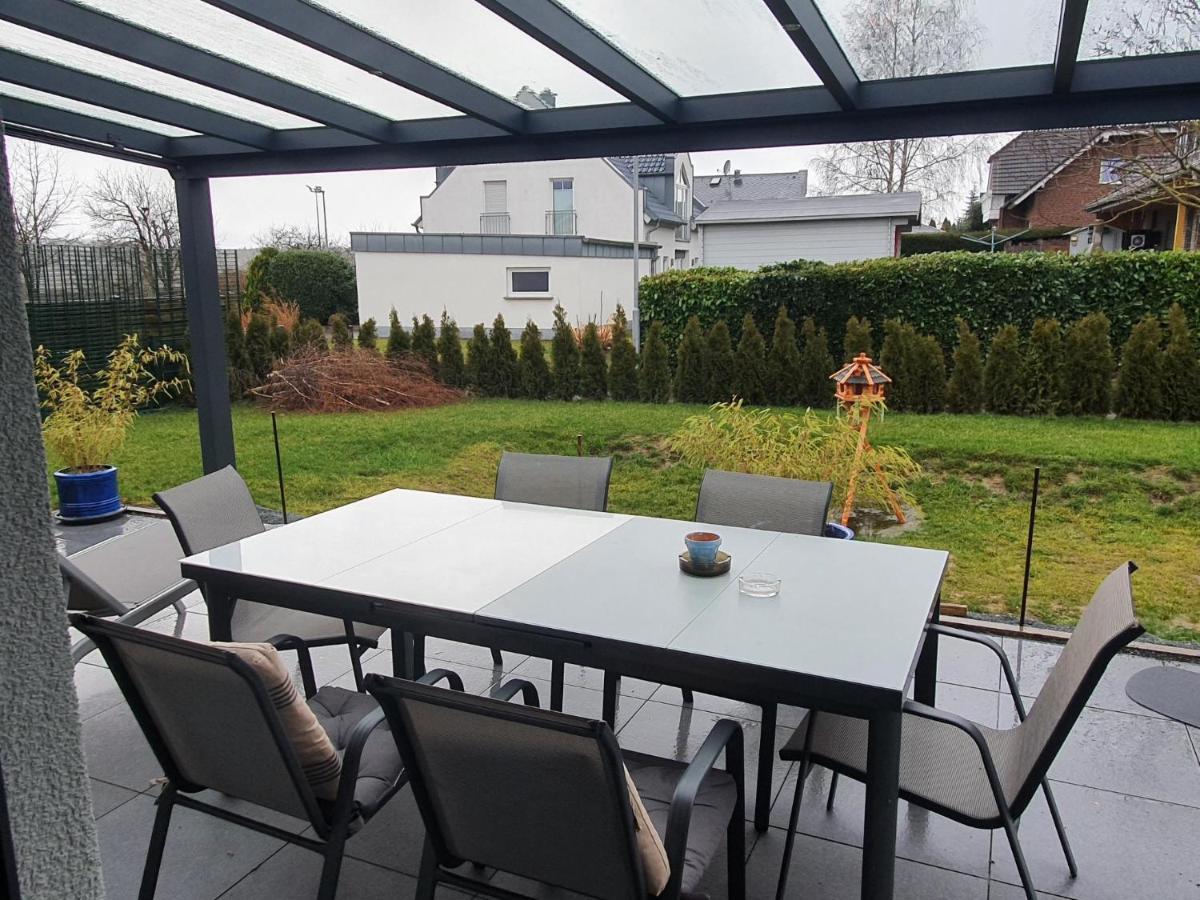 Grosszuegige Unterkunft Mit Terrasse Oberbrechen Exterior foto